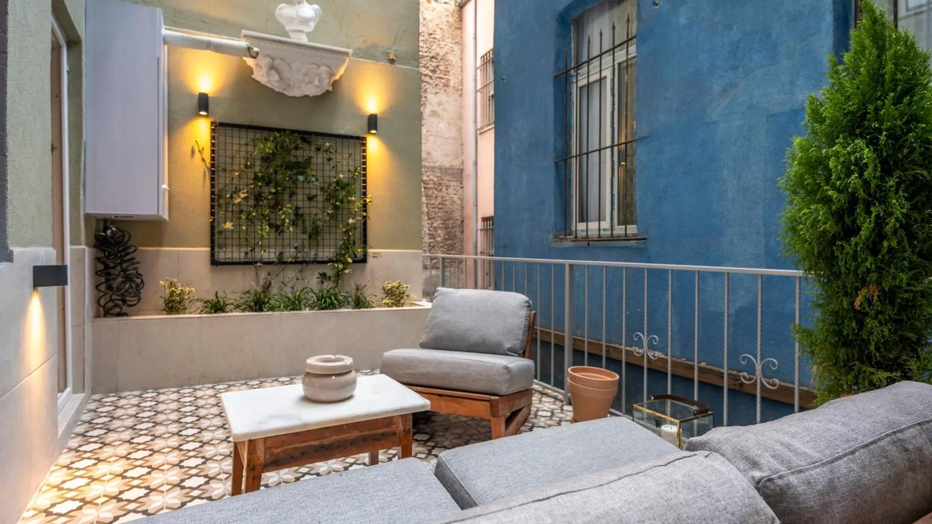The Stylish Townhouse - City Center Istanbul