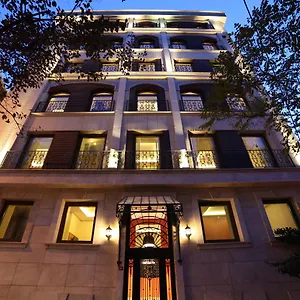 4* Hotel The Fox