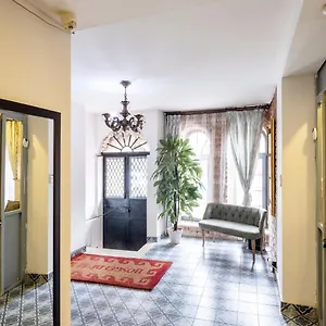 Apartahotel The Red Tent 88, Estambul