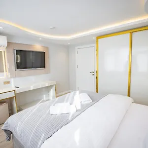 Istanbul Suite Апартаменты